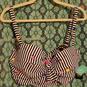 Black and white stripe beach print bikini top